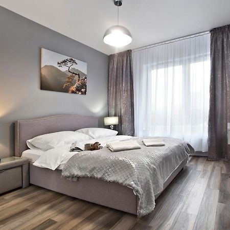 Goclaw P&O Serviced Apartments Варшава Экстерьер фото